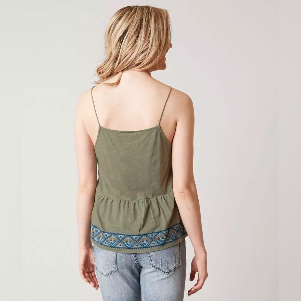 Lucky brand tank from buckle - Picture 2 of 3